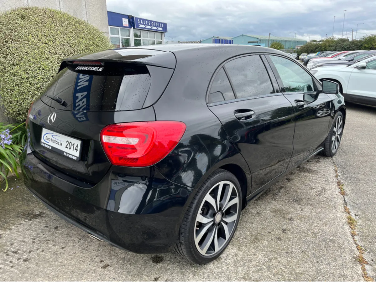 Mercedes-Benz A-Class SPORT A180 AUTOMATIC 1.6 PET - Image 4