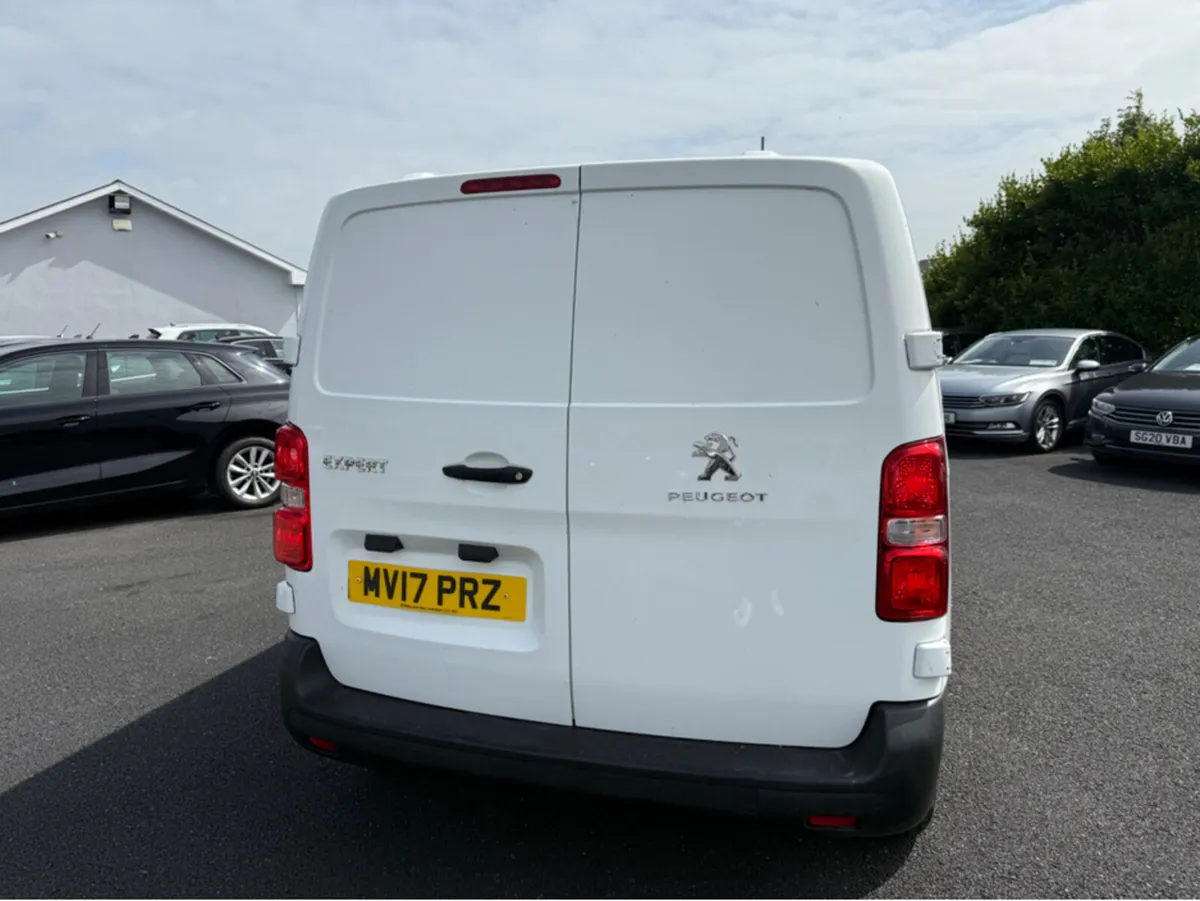 Peugeot Expert PRO STANDARD BLUE HDI PROFESSIONAL - Image 4