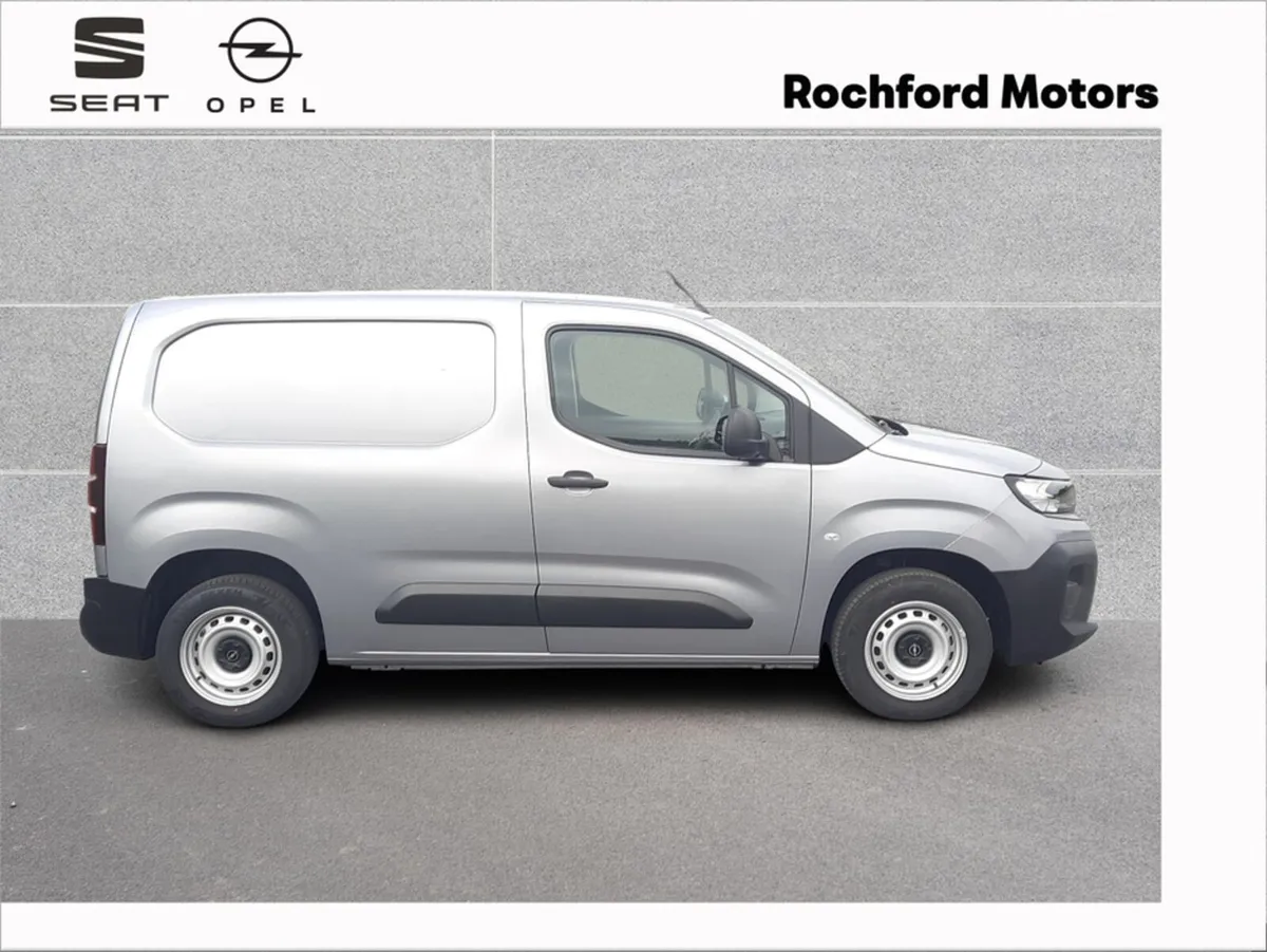 Opel Combo *PRE REG SALE* L1H1 KOMFORT 100BHP - Image 3