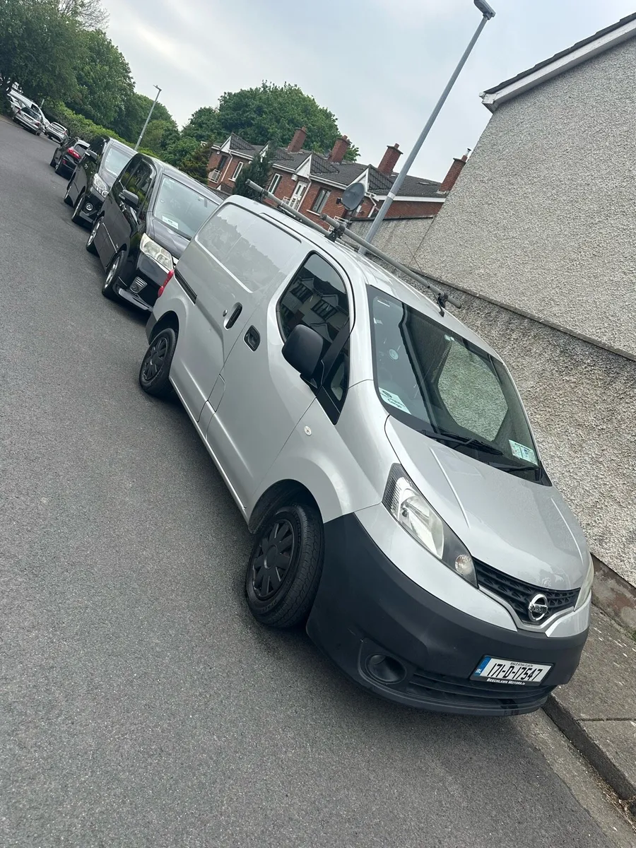 Nv200 - Image 1