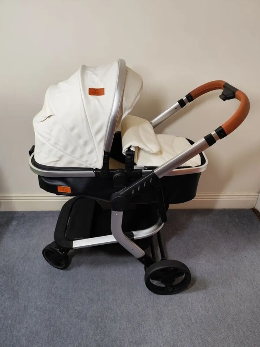 Buggy Magic Zoo Leather 3 in 1 Pushchair Pram Travel System, Baby Stroller 3 in 1 with Reversible Two Pushing Modes, Newborn Infant Buggy Aluminum Frame, Toddler Carriage One-Click Folding (White) - Image 4
