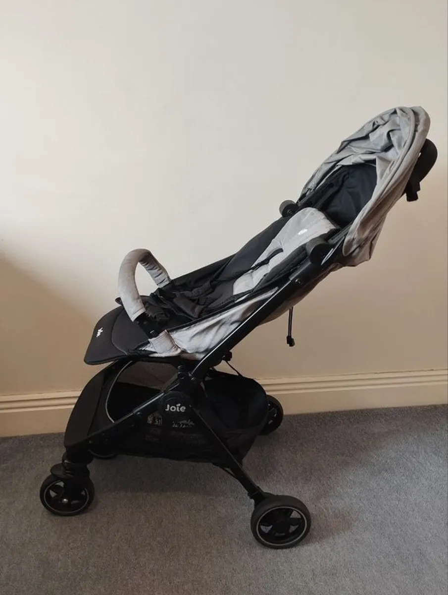 Buggy Joie pact lite Baby Stroller for traveling - Image 2