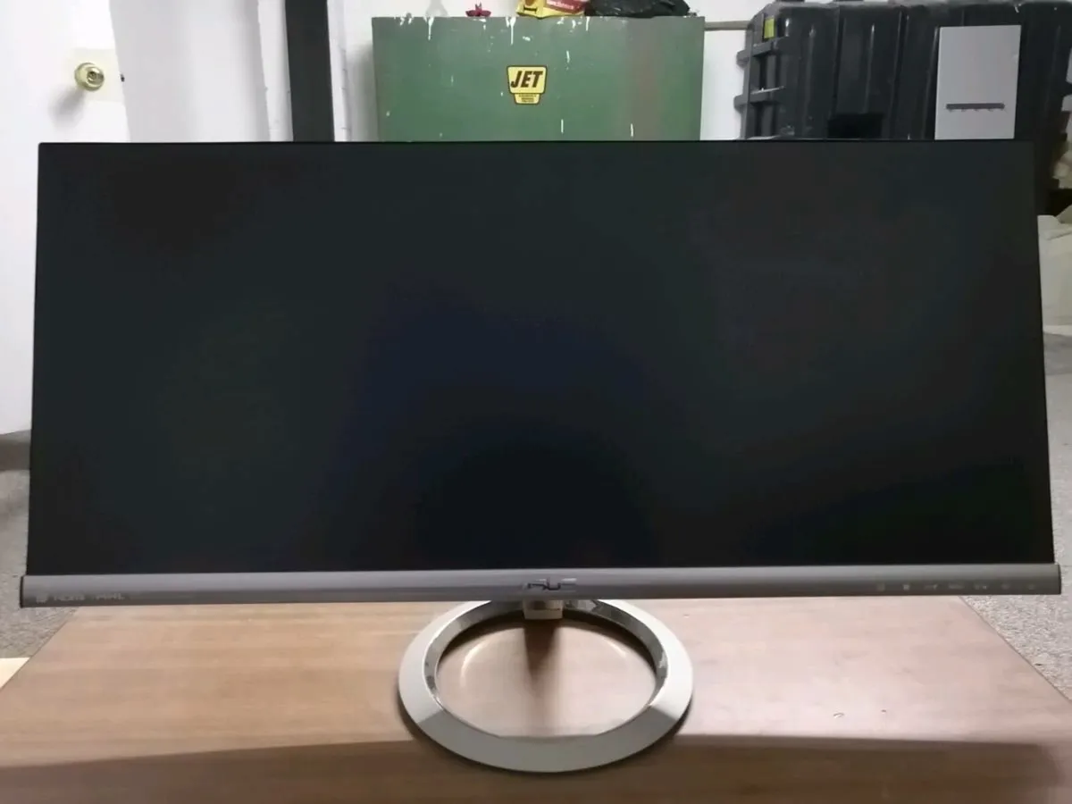Asus 29 Inch Moniter - Image 1