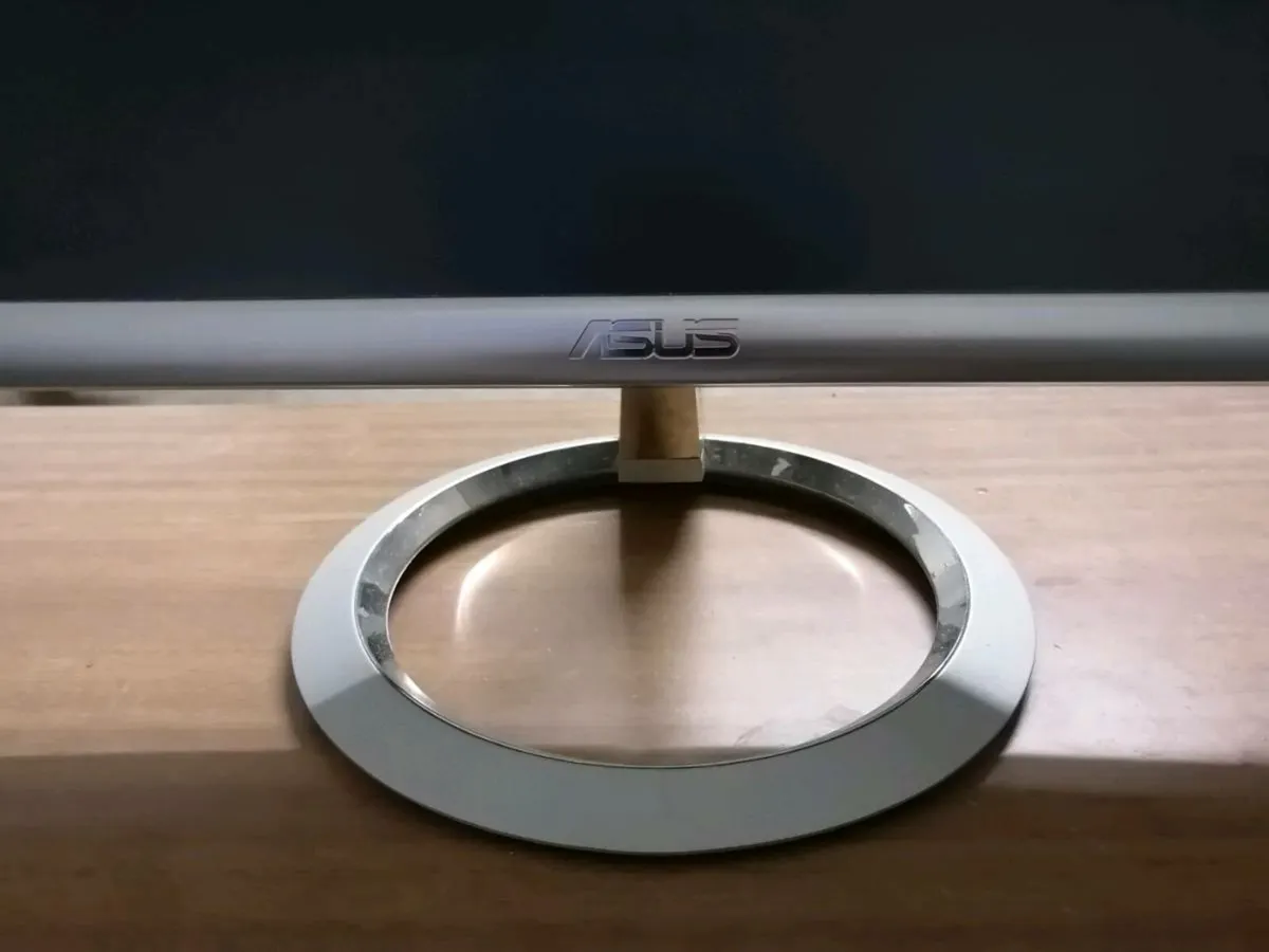 Asus 29 Inch Moniter - Image 2