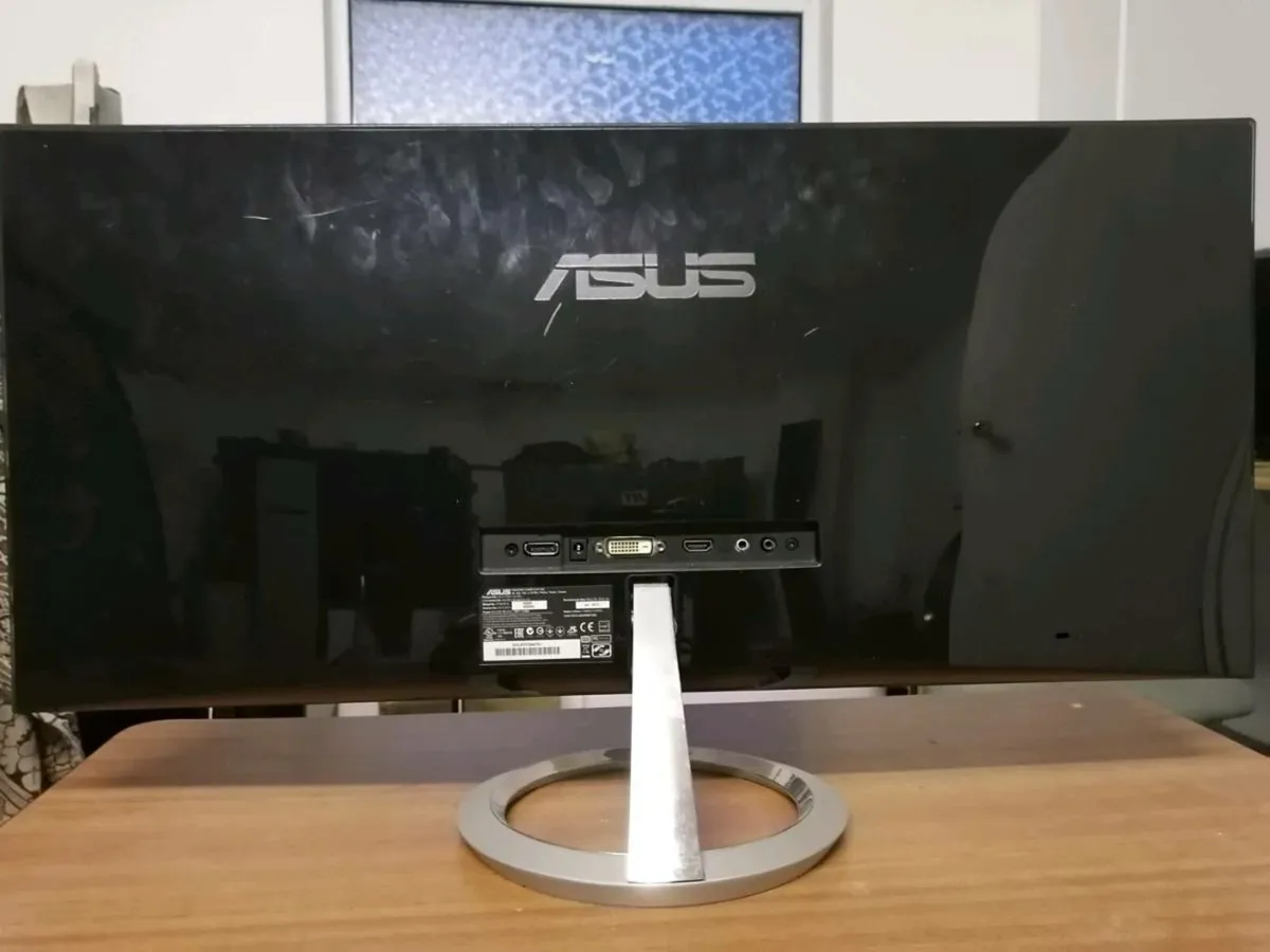 Asus 29 Inch Moniter - Image 4