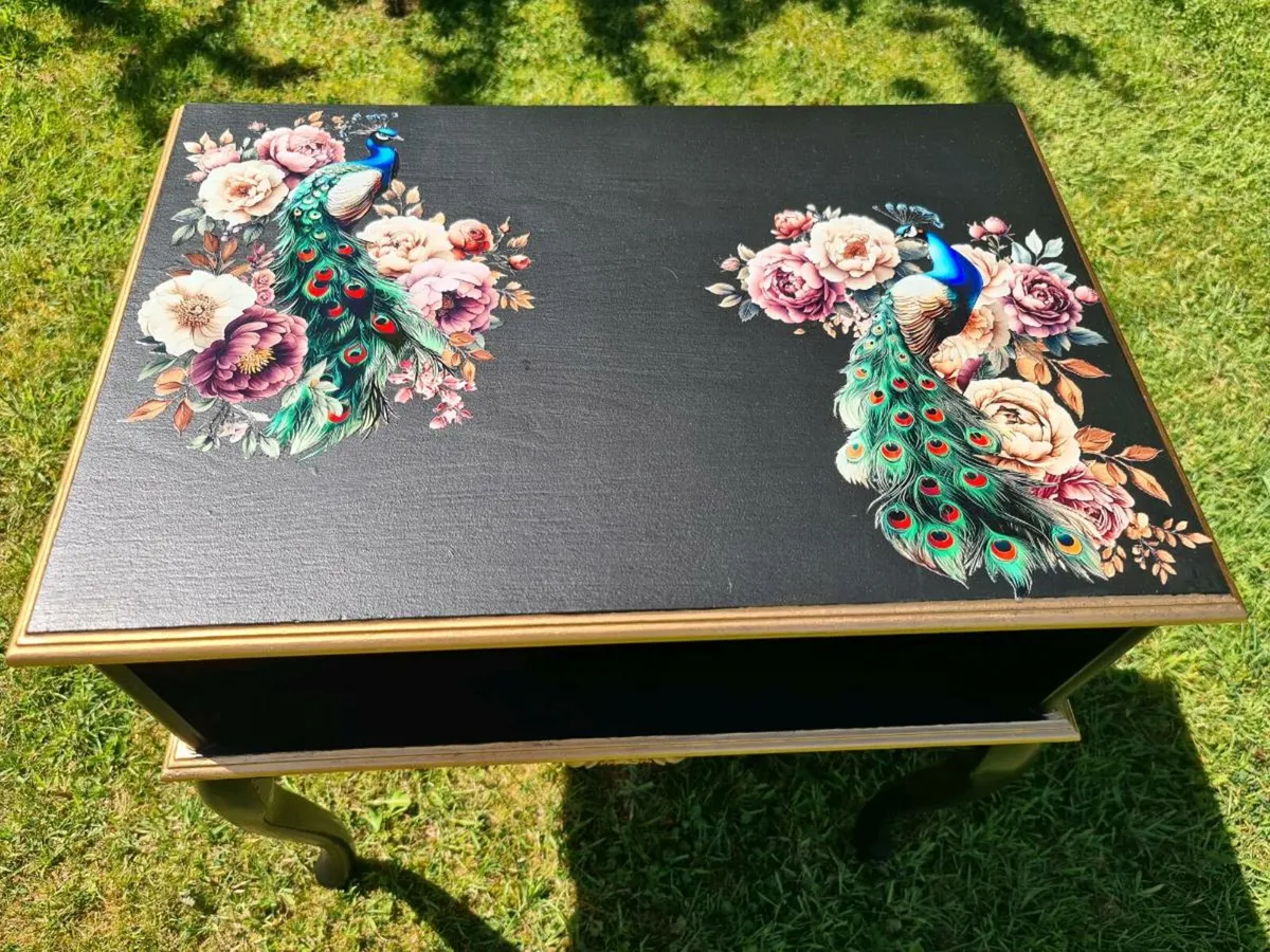 Vintage Ebonised table - Image 1