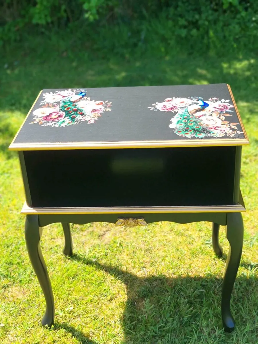 Vintage Ebonised table - Image 2
