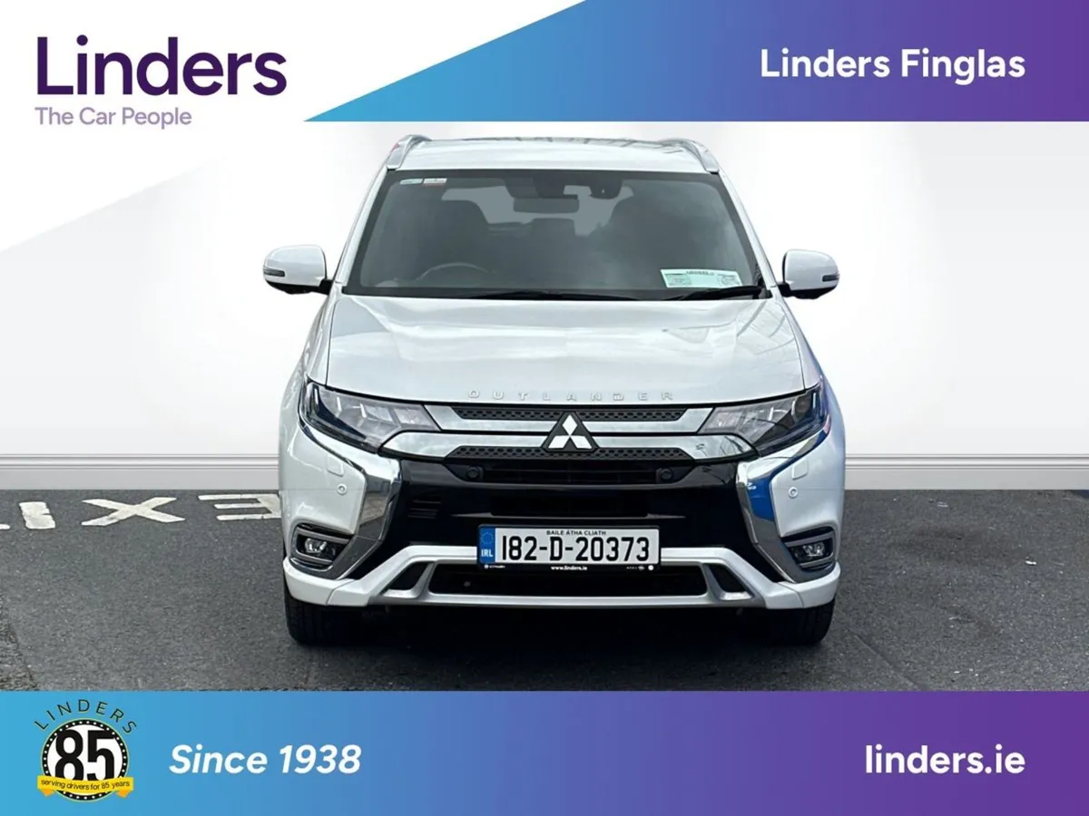 Mitsubishi Outlander 2.4l Plug-in EV Instyle 5 Se - Image 2