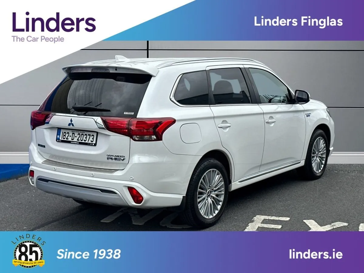 Mitsubishi Outlander 2.4l Plug-in EV Instyle 5 Se - Image 4