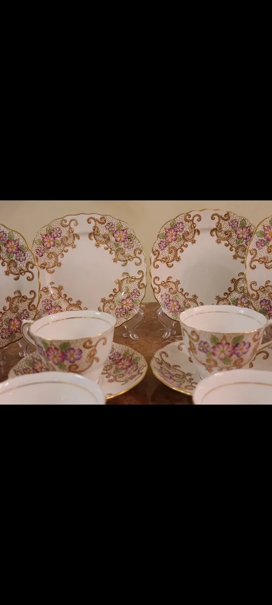 Teasets and dinner sets - Image 3
