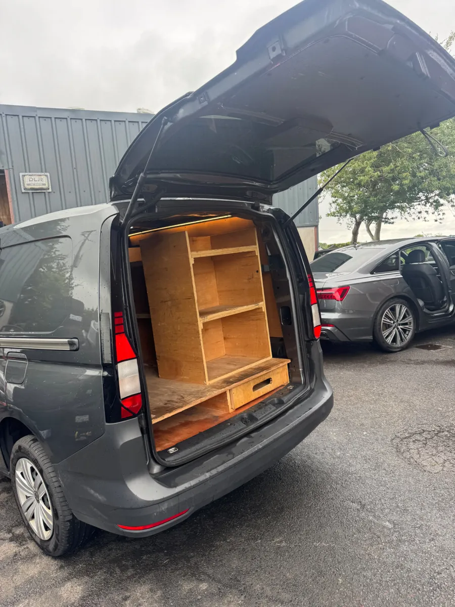 Volkswagen Caddy 2021 up & over back door ! - Image 1
