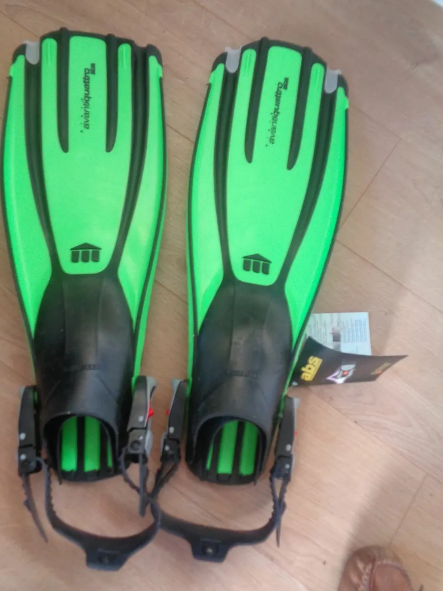 Mares Plana Avanti Quattro ABS Fins for Sale - Image 3
