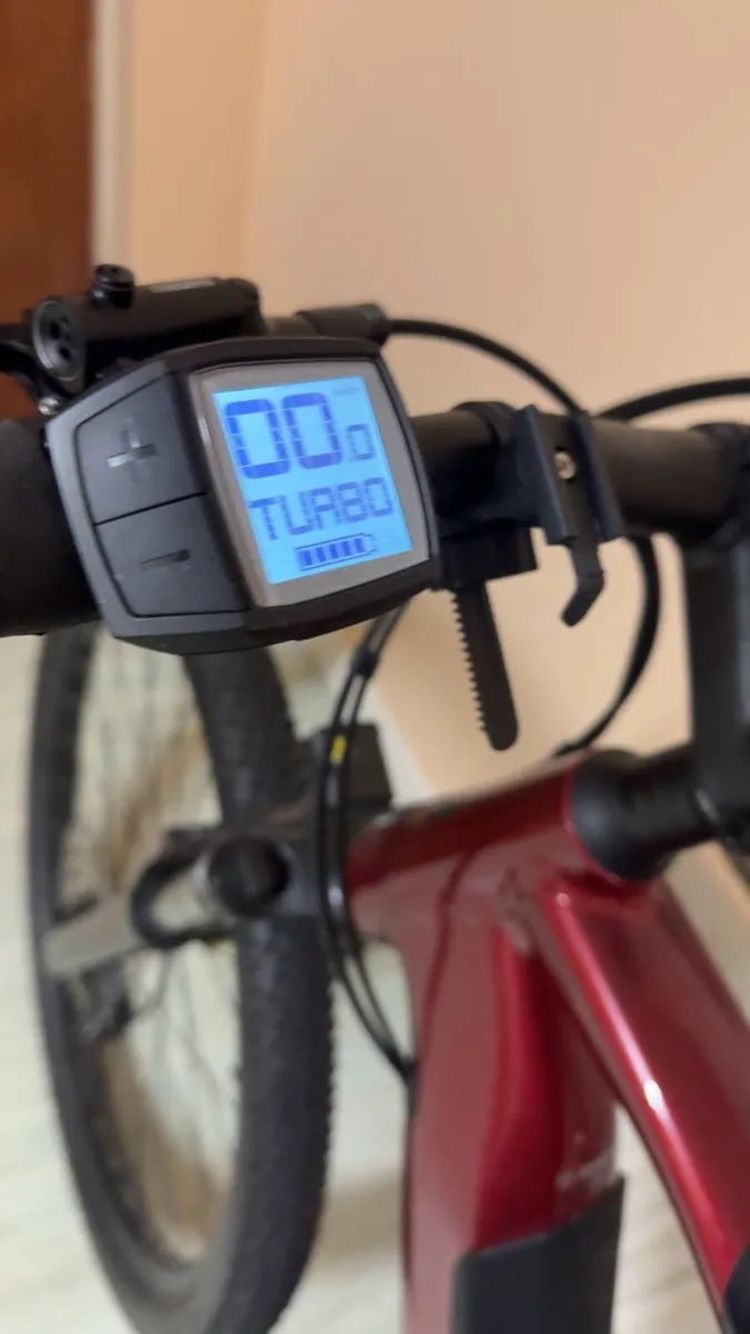 Lapierre E-explorer x Bosh Electric Bike (like new - Image 4