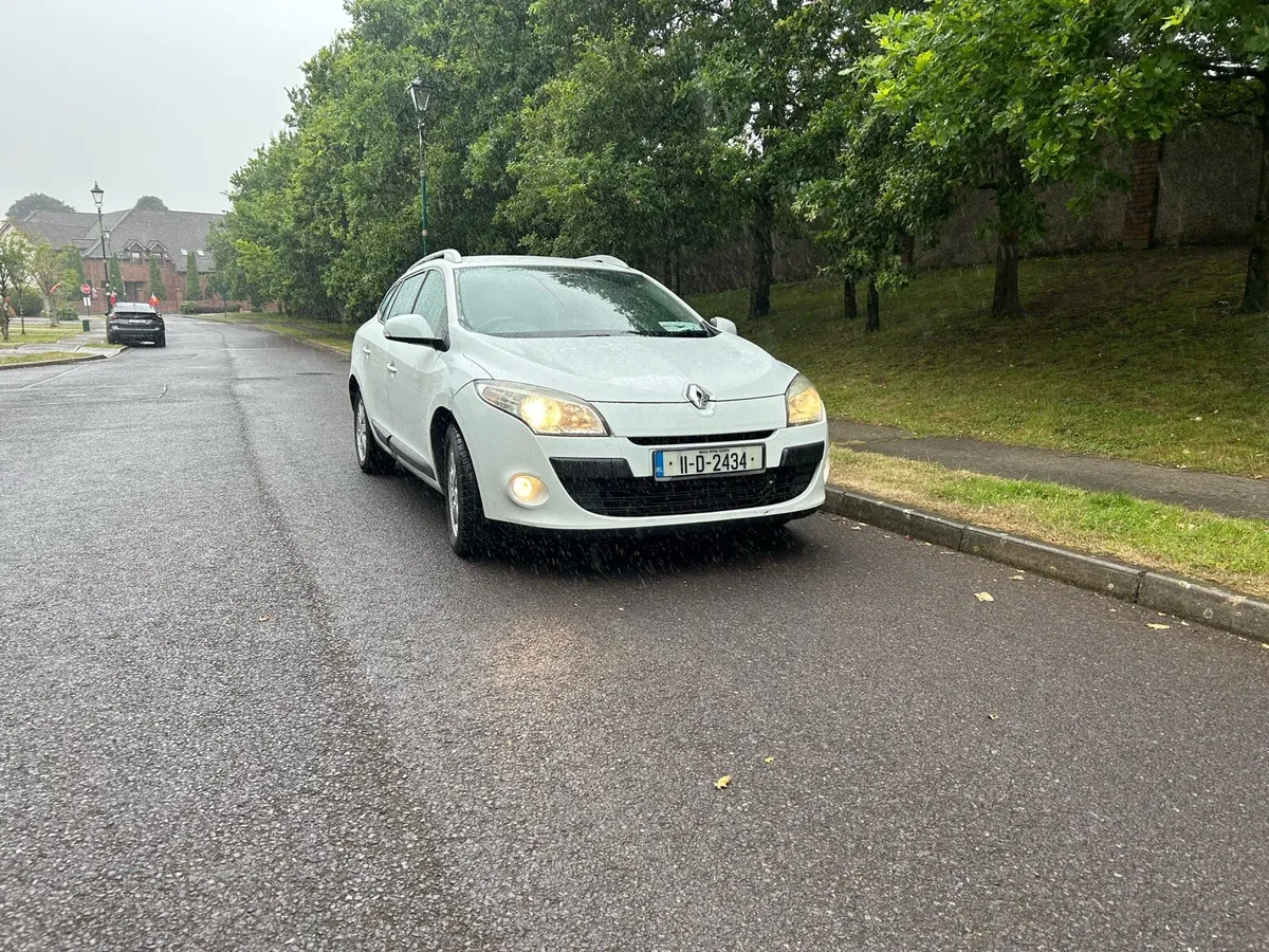 Renault megane 1.5 diesel - Image 2