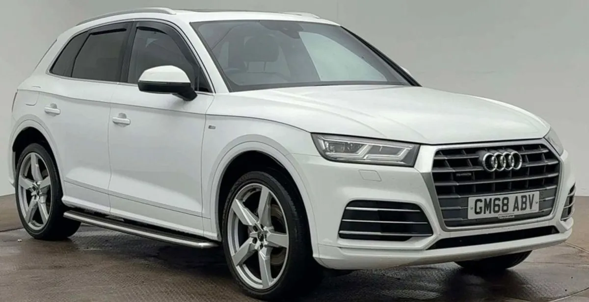 Audi Q5 2.0 TDI 40 S Line SUV 5dr Diesel S Tronic - Image 1