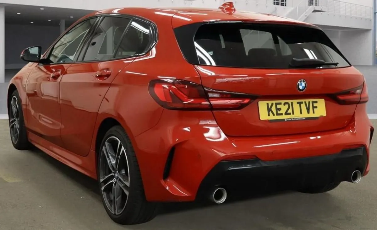 BMW 1 Series 2.0 118d M Sport (lcp) Hatchback 5dr - Image 3