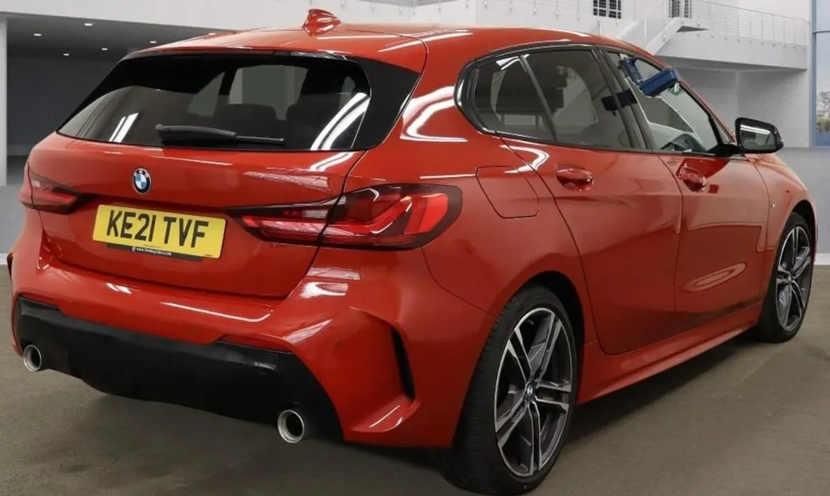 BMW 1 Series 2.0 118d M Sport (lcp) Hatchback 5dr - Image 4
