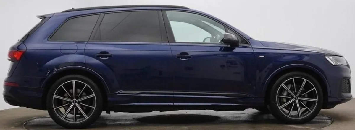 Audi Q7 3.0 TDI V6 50 Black Edition SUV 5dr Diese - Image 3