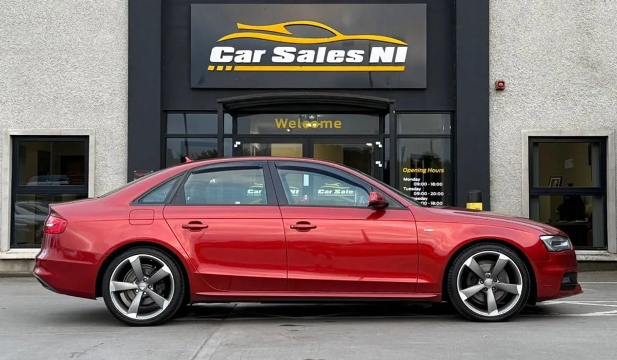Audi A4 2.0 TDI Black Edition Saloon 4dr Diesel M - Image 3