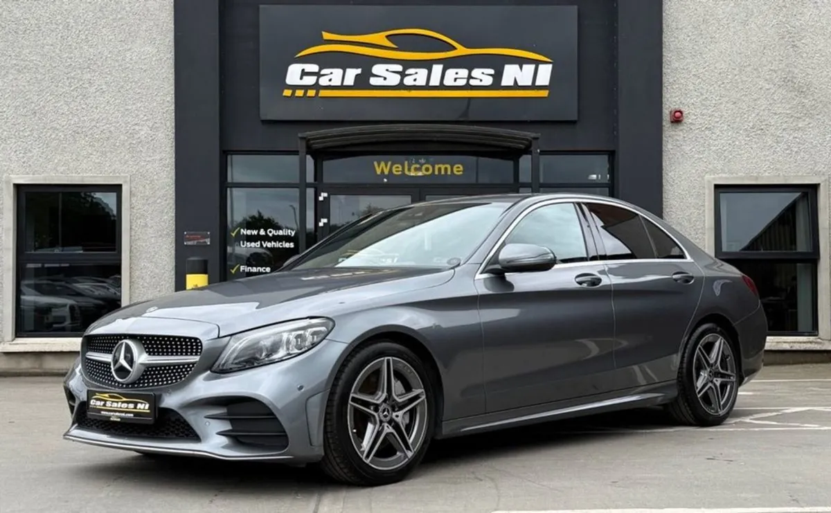 Mercedes-Benz C-Class 2.0 C300d AMG Line (premium - Image 2