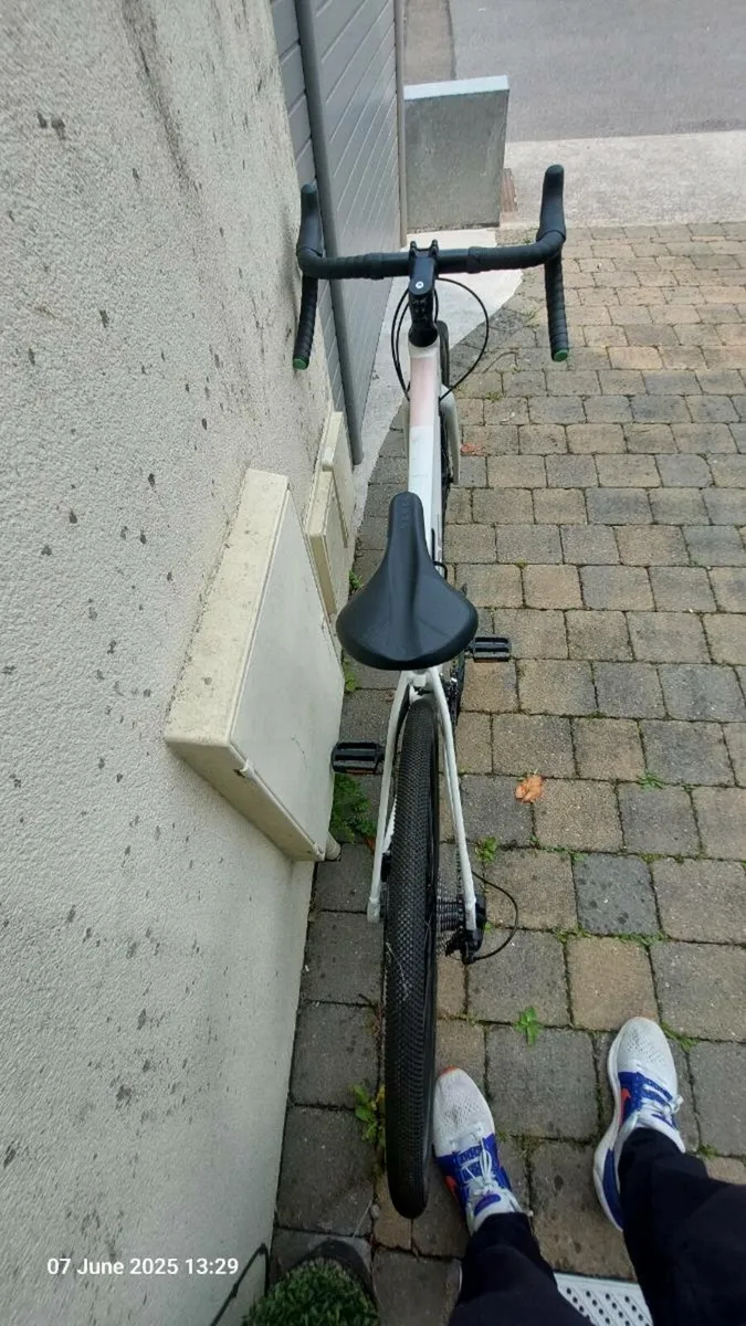 Brand new cube bike - Image 4