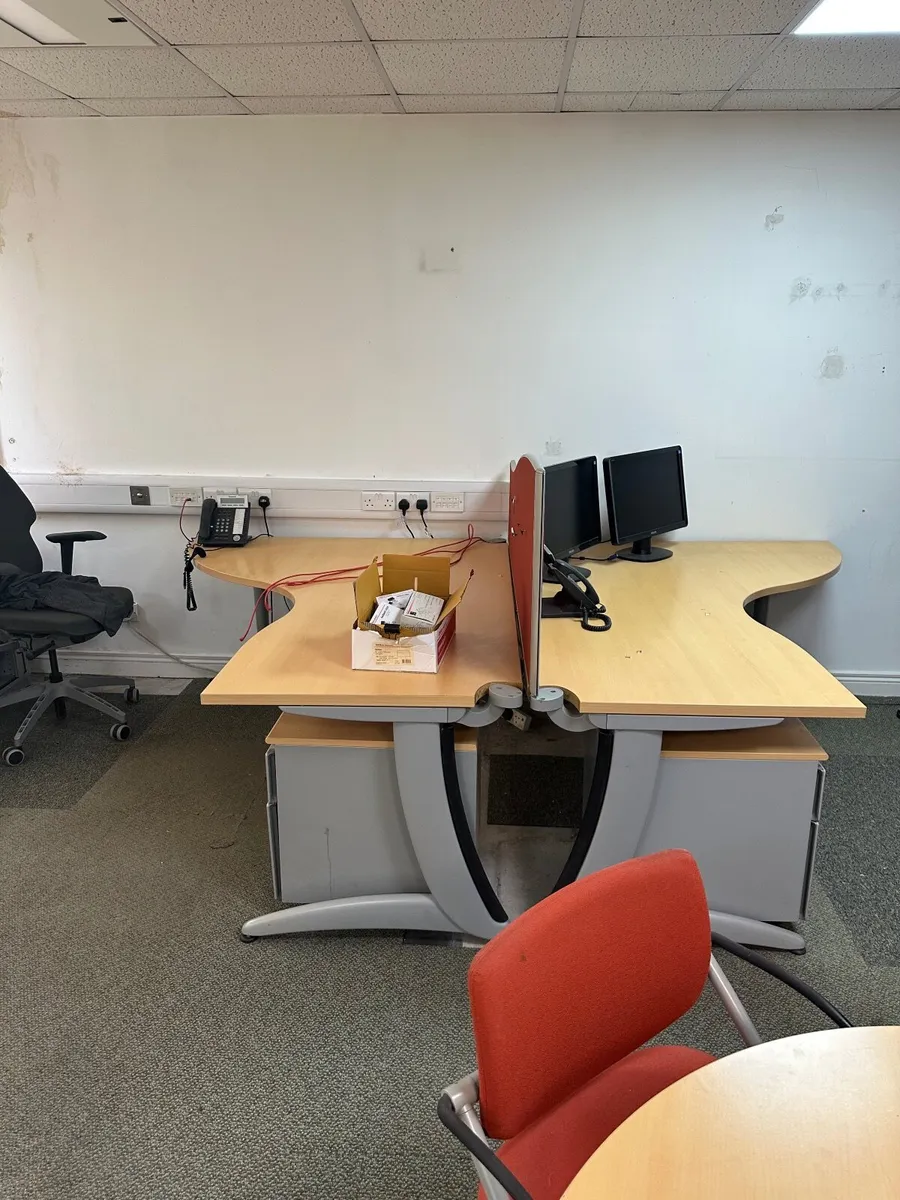 Office Furniture - Image 4