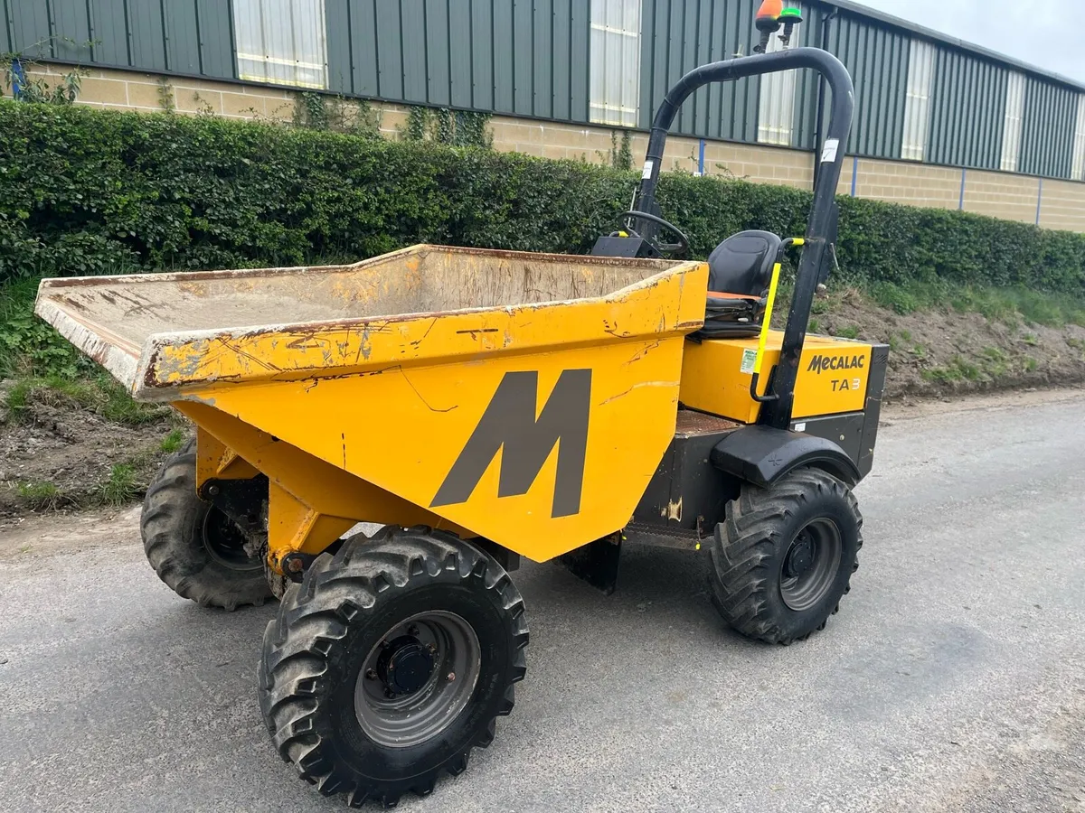 Mecalac Terex 3 ton straight tip 1100 hours - Image 3