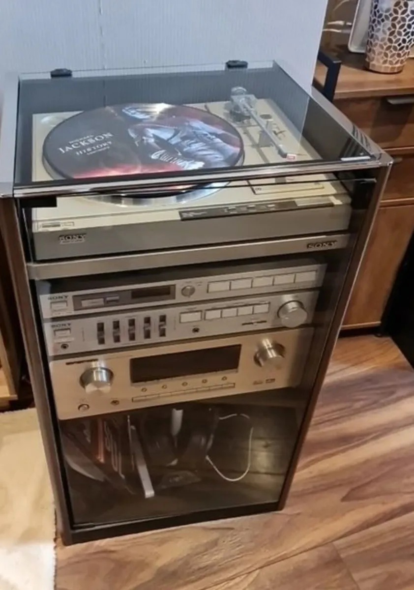 Original Sony cabinet set (made in Belgium) - Image 4