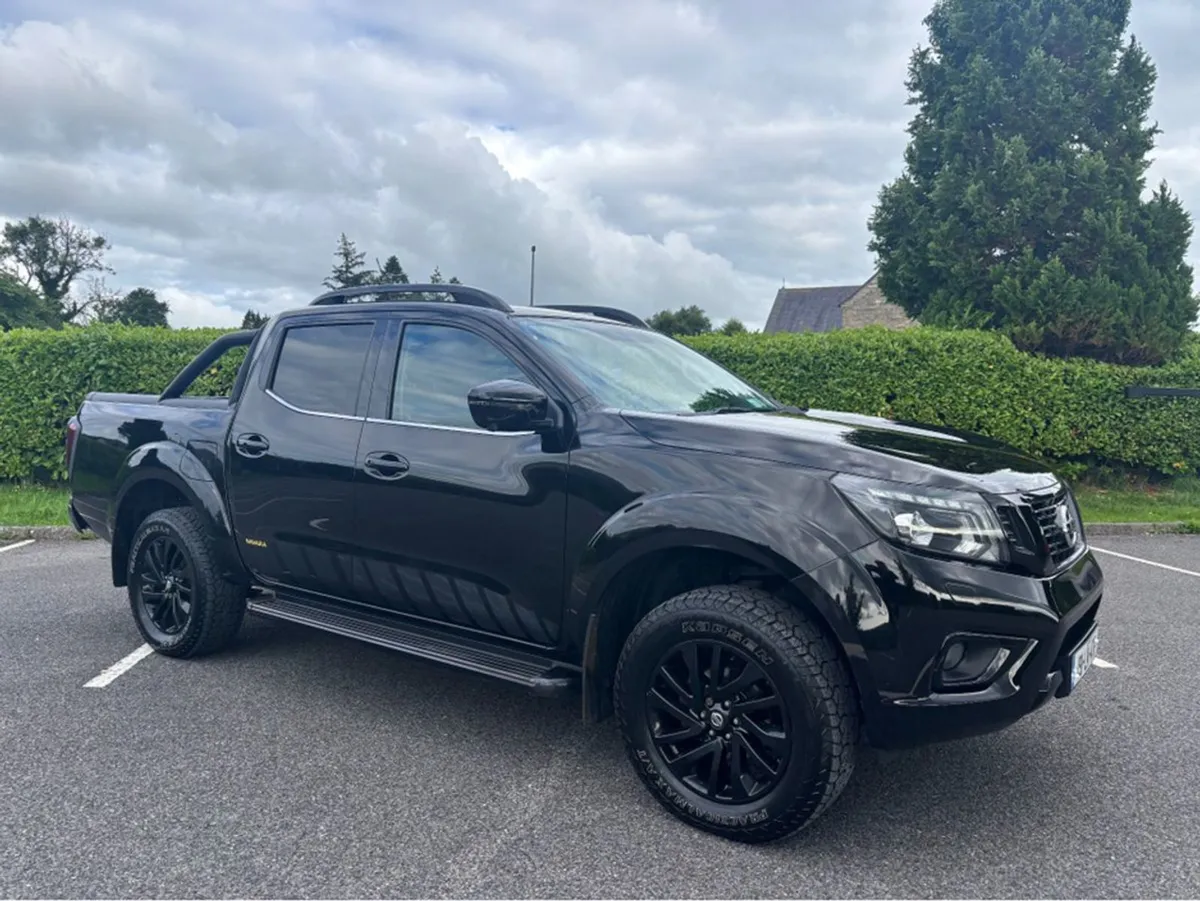Nissan Navara 2.3 DCI N-guard Auto - Image 2