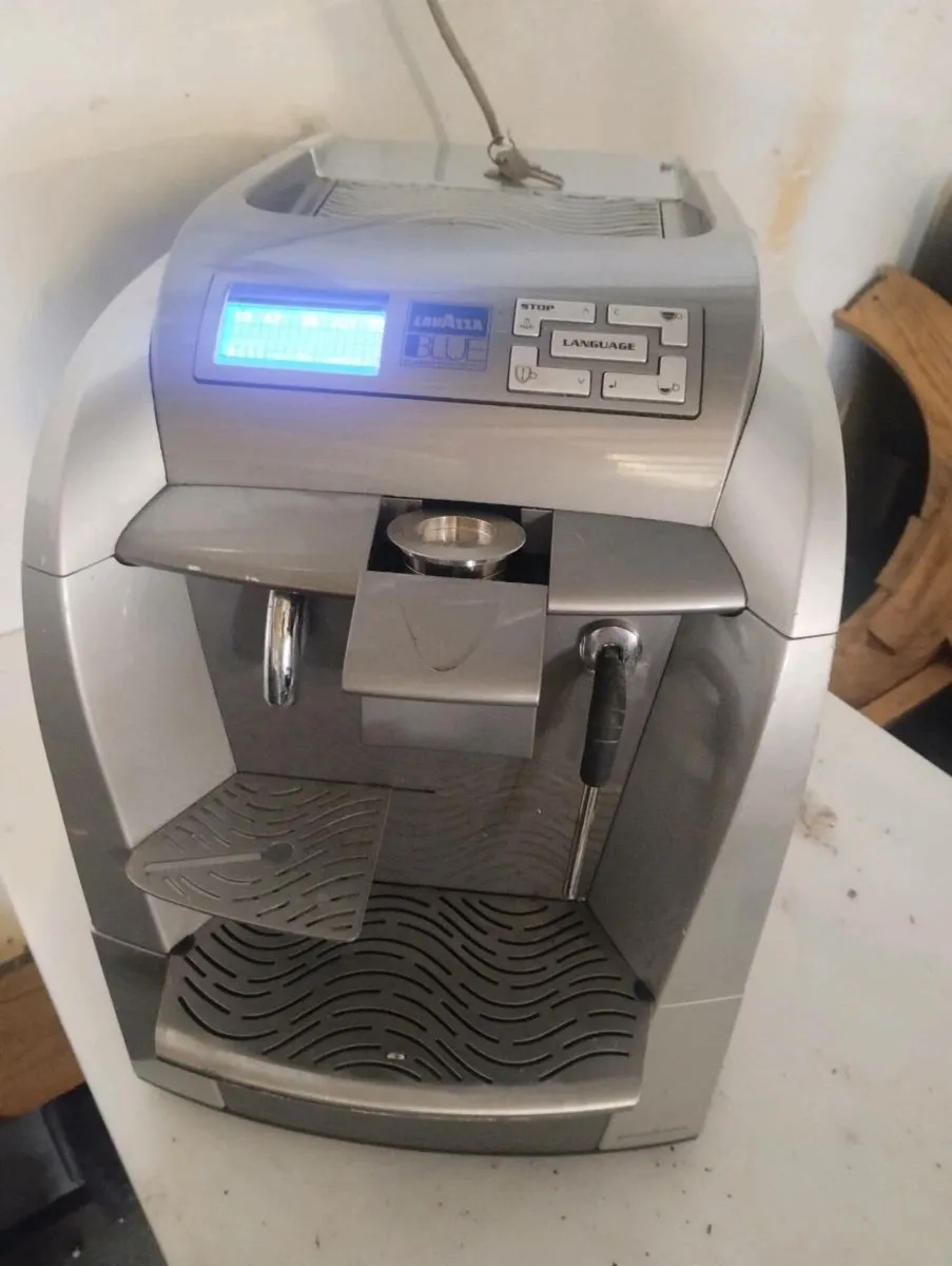 De longhi Coffee Machine - Image 1
