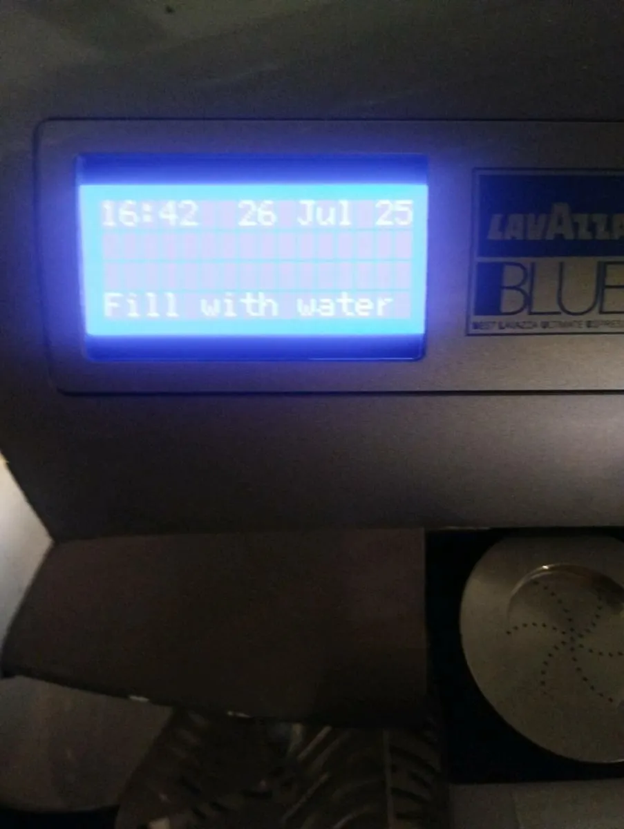 De longhi Coffee Machine - Image 2