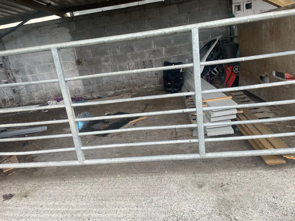 Farm gates