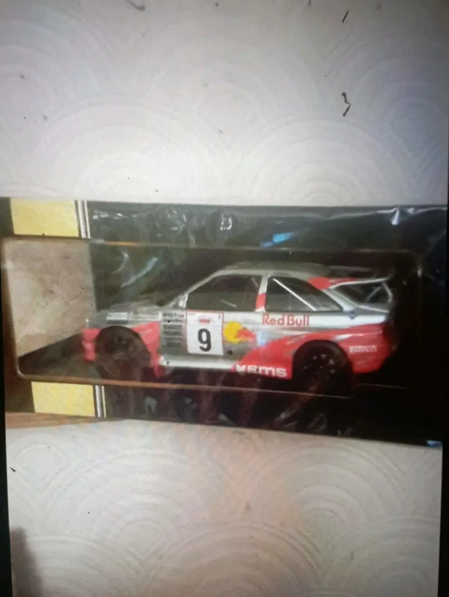 1-18 SCALE FORD ESCORT RS COSWORSTH #9 RALLY CAR. - Image 1
