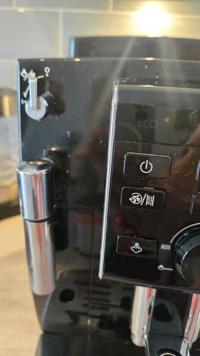 Delonghi coffe machine - Image 3