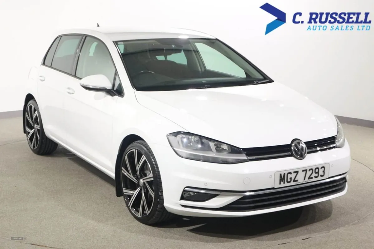 Volkswagen Golf Diesel Hatchback - Image 3