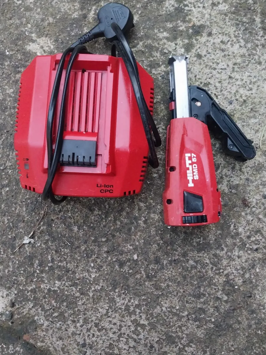 Hilti Charger