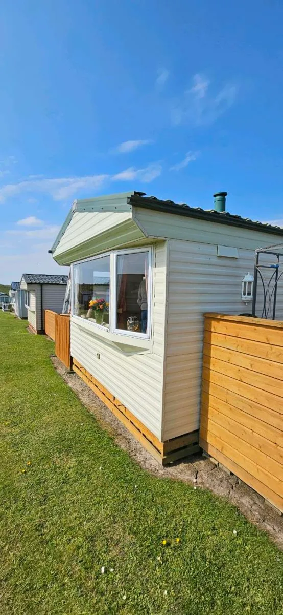 Mobile home - Image 1