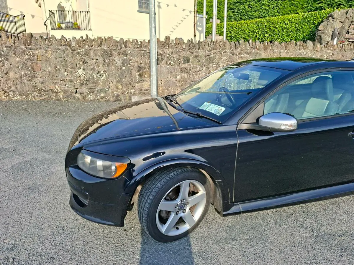 Volvo c30 R-Design - Image 2