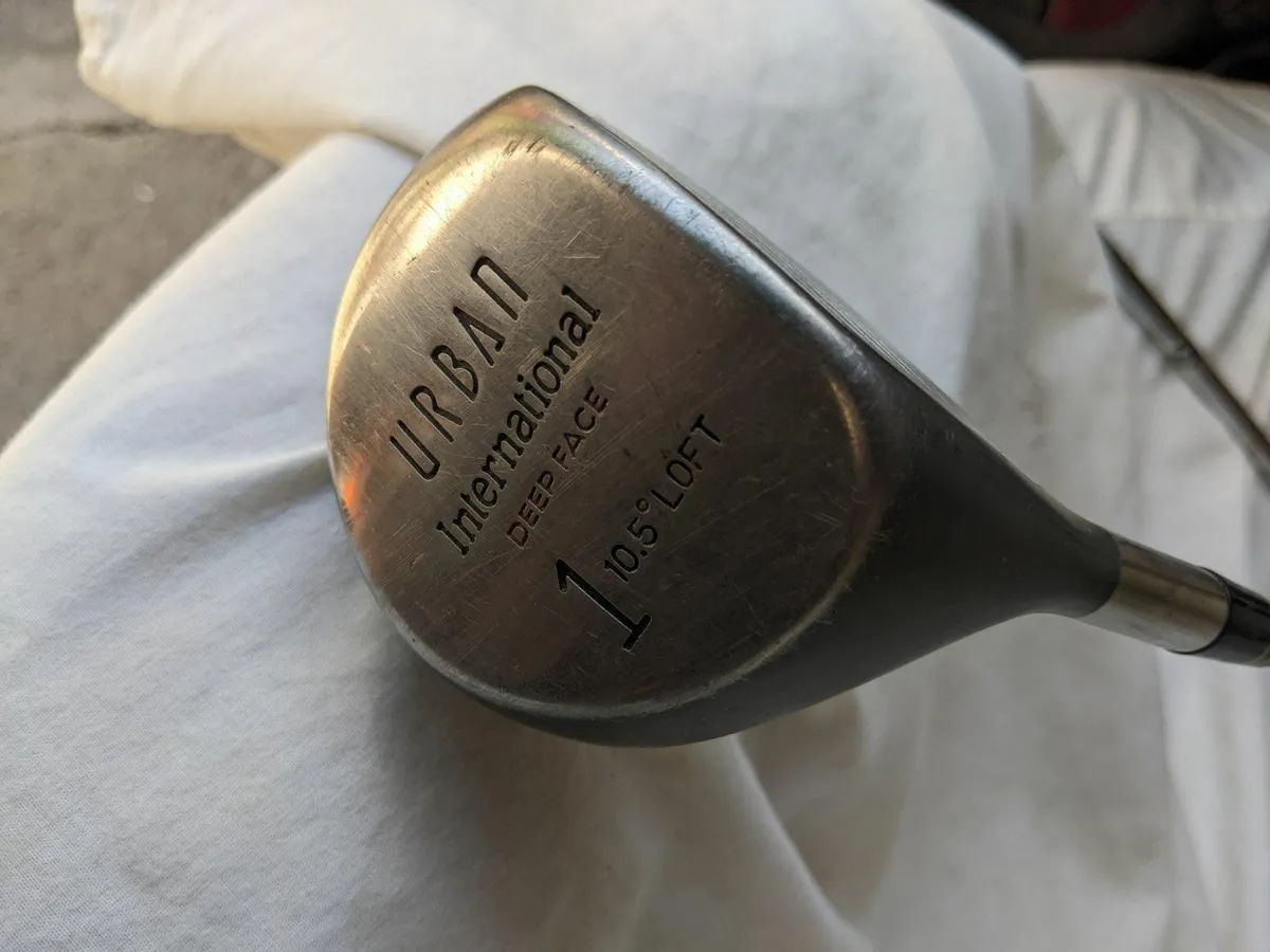 Golf club - Image 1