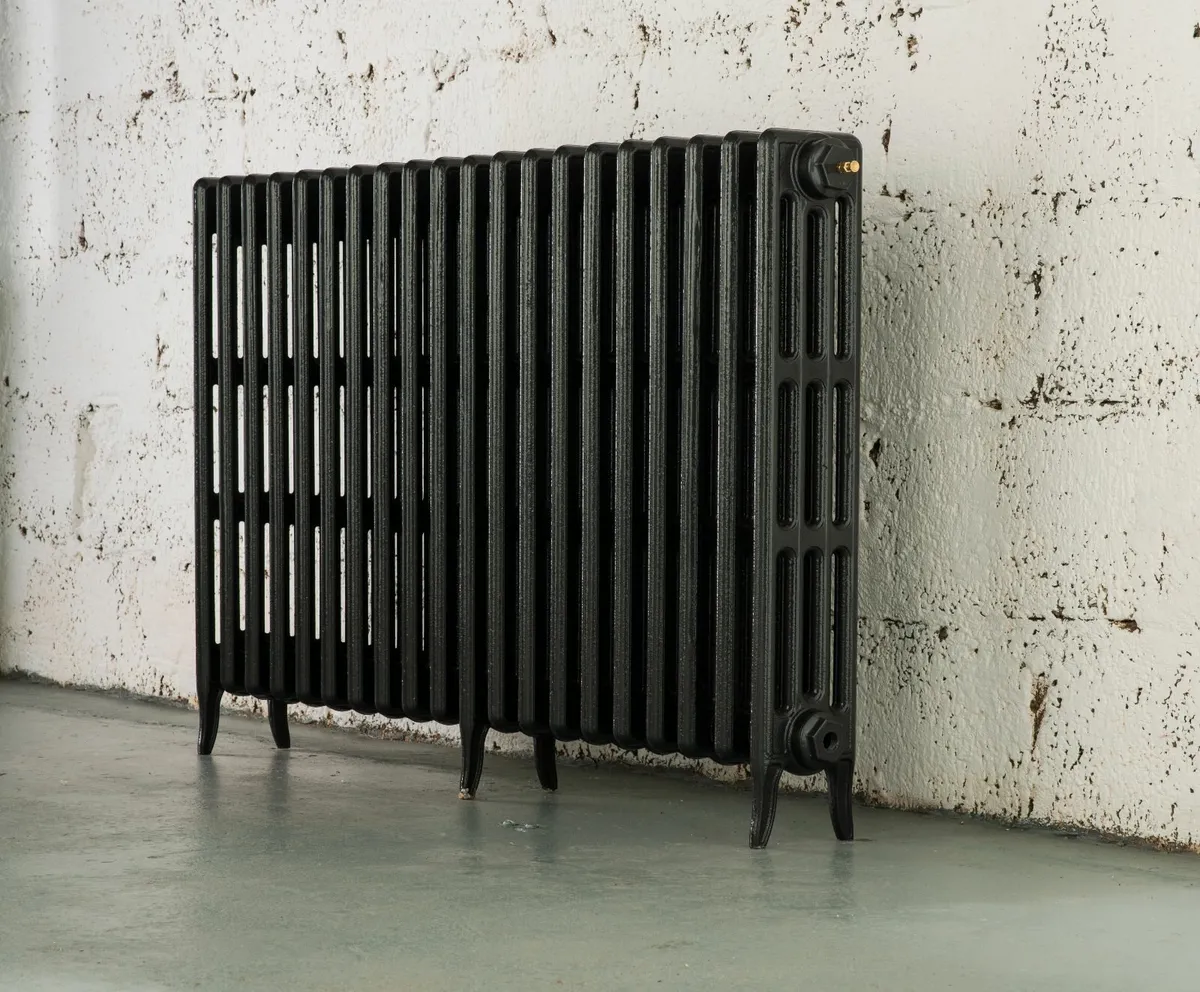 Cast Iron Radiator 4 Column  760 mm High 1174 mm - Image 2