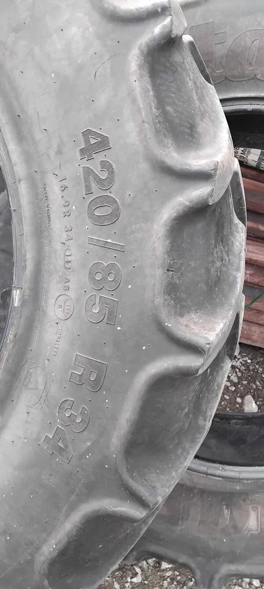 New holland T5 105 Tyres - Image 3