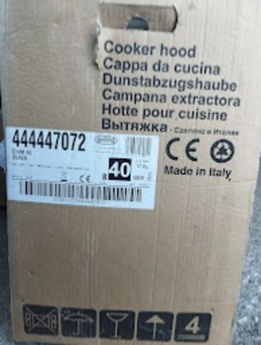 Cooker hood - Image 1