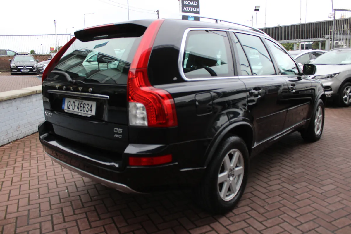 VOLVO XC90  2.4D5 ES AWD D5 AUTO 200BHP 5DR 7SEATS - Image 4
