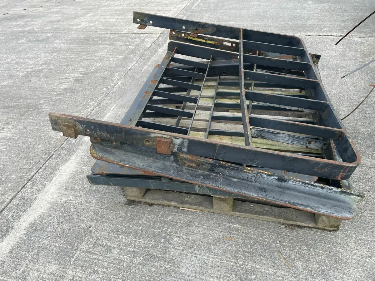 FORKLIFT BACKING RAIL - Image 1