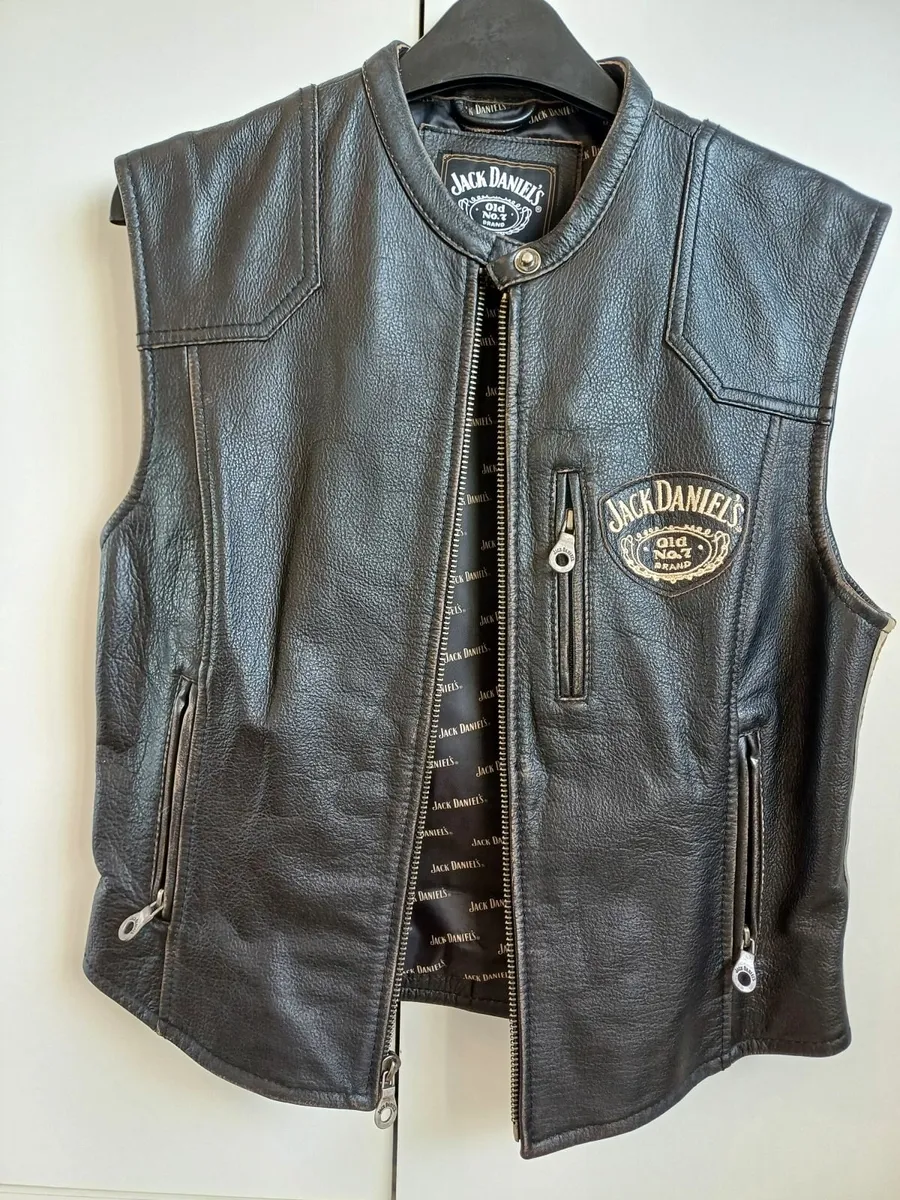 Womens Motorbike pants and Leather waistcoat - Image 2