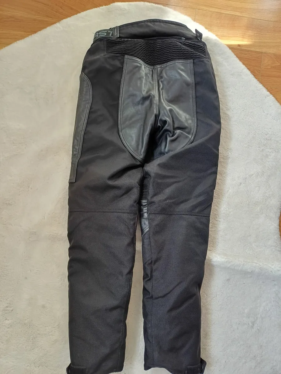 Womens Motorbike pants and Leather waistcoat - Image 3