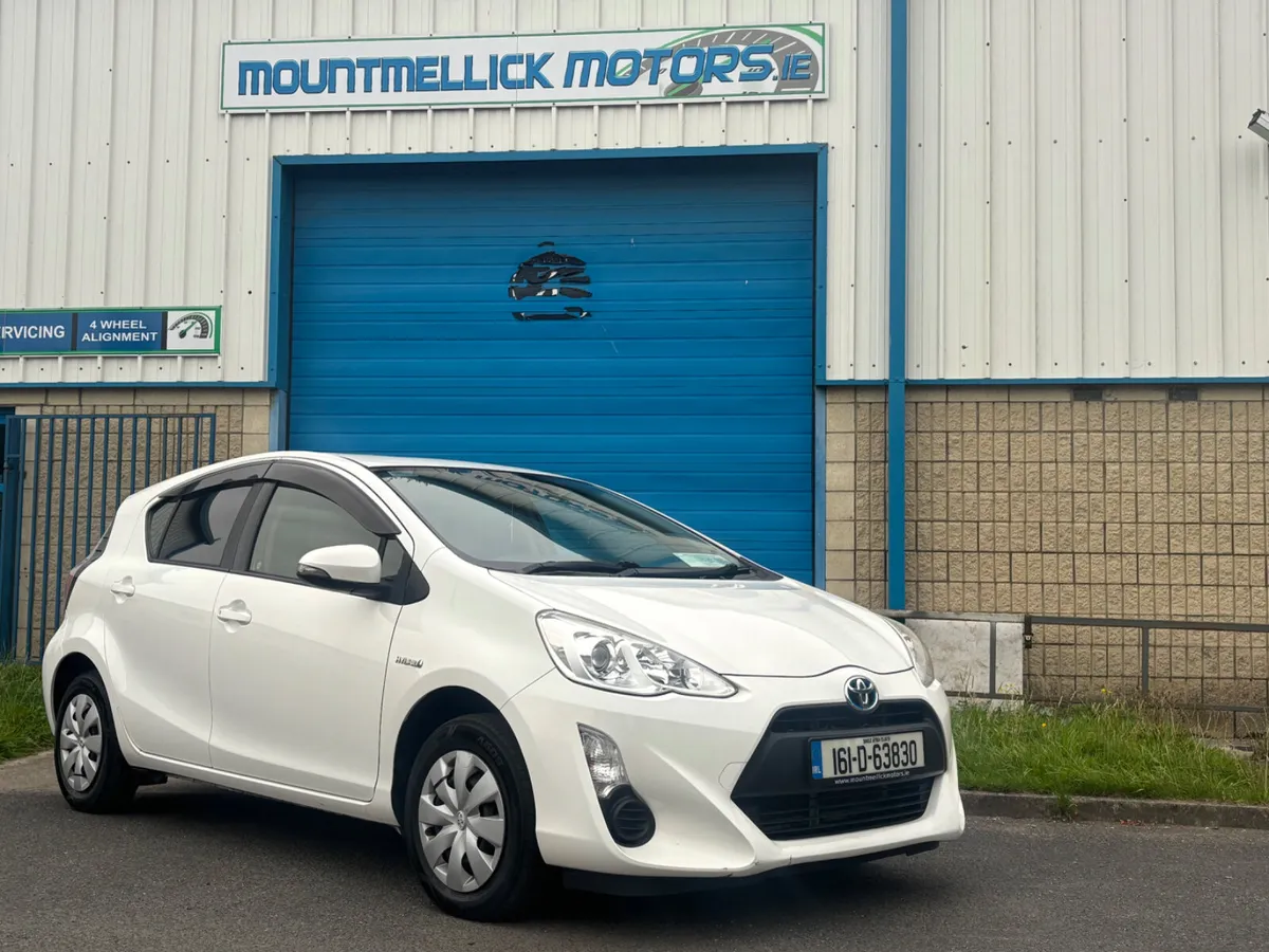 2016 Toyota Aqua 1.5 Hybrid - Image 2