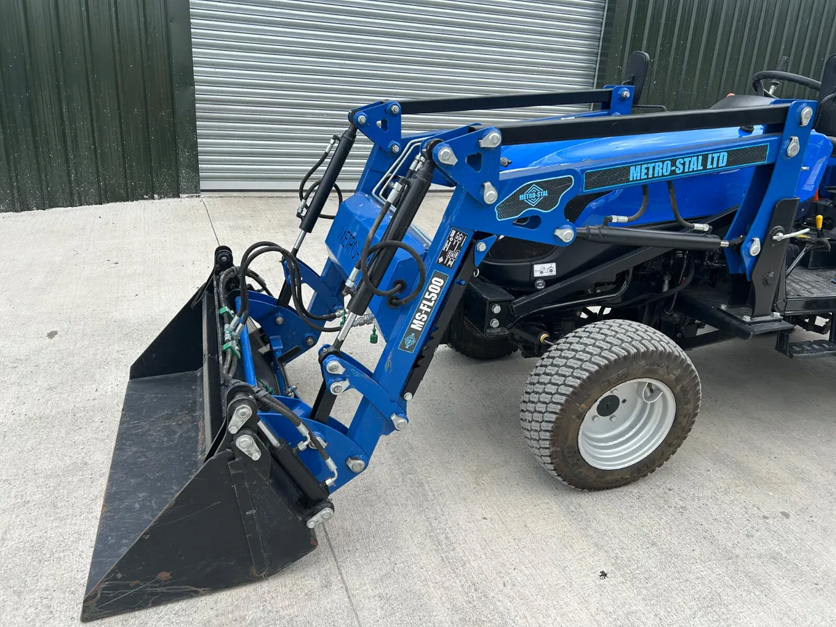2024 Solis 26 Compact Tractor with Loader - Image 3