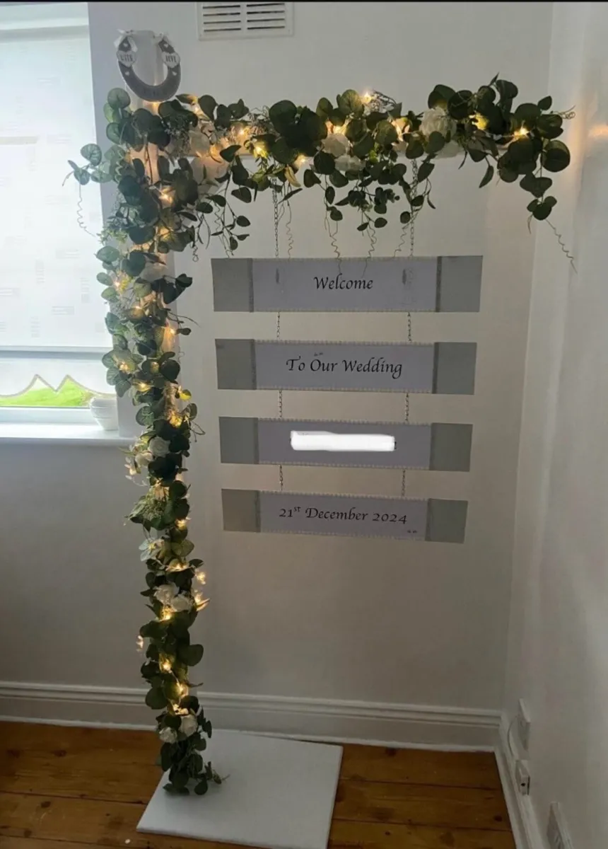 Wedding sign post