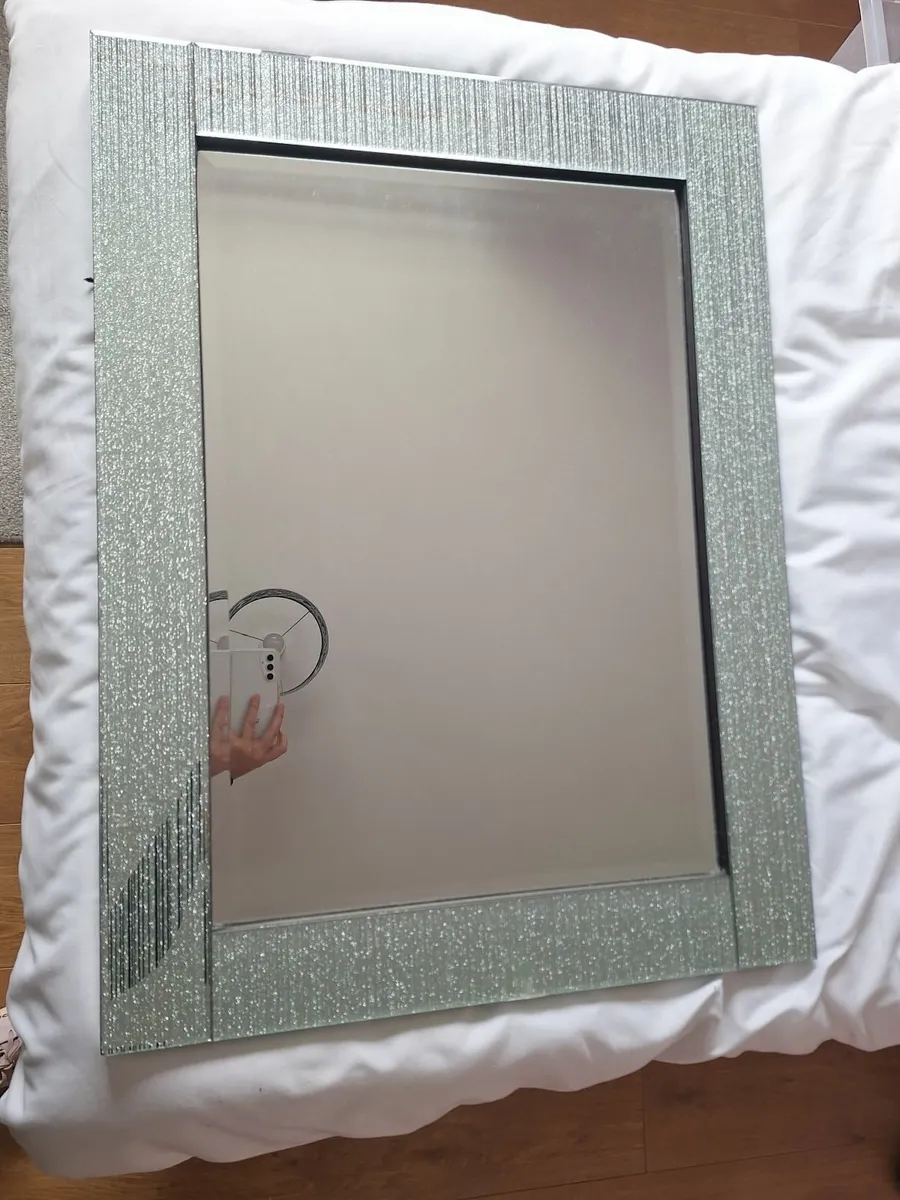 Mirror - Image 3